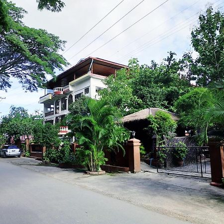 Remember Inn Nyaungshwe Exteriör bild