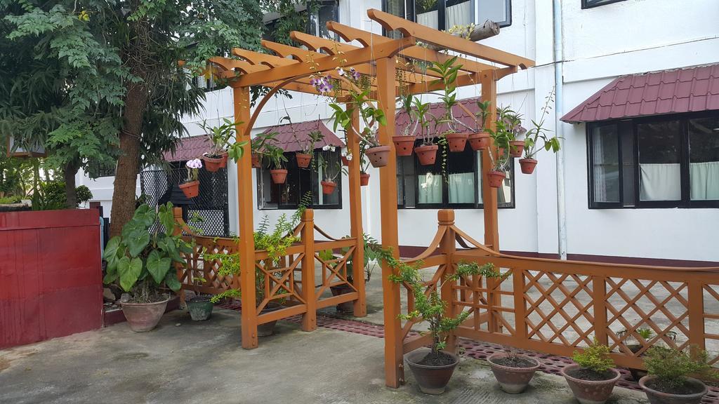 Remember Inn Nyaungshwe Exteriör bild
