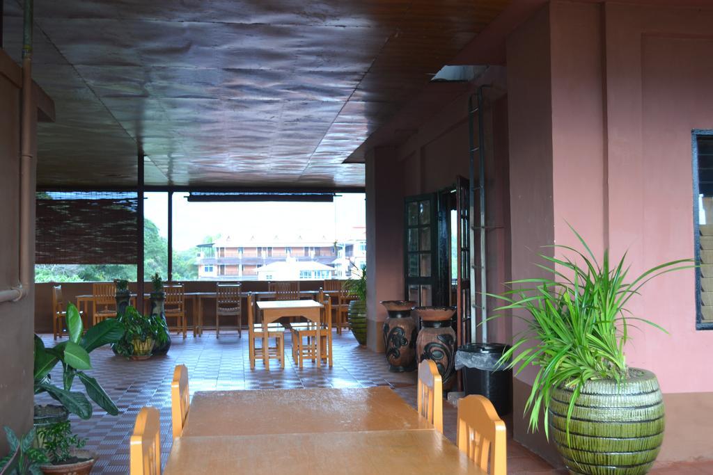 Remember Inn Nyaungshwe Exteriör bild