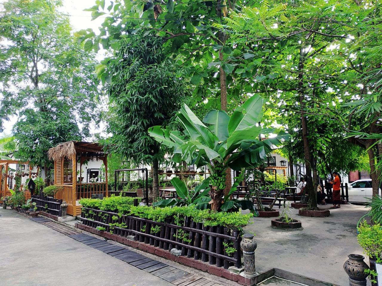 Remember Inn Nyaungshwe Exteriör bild