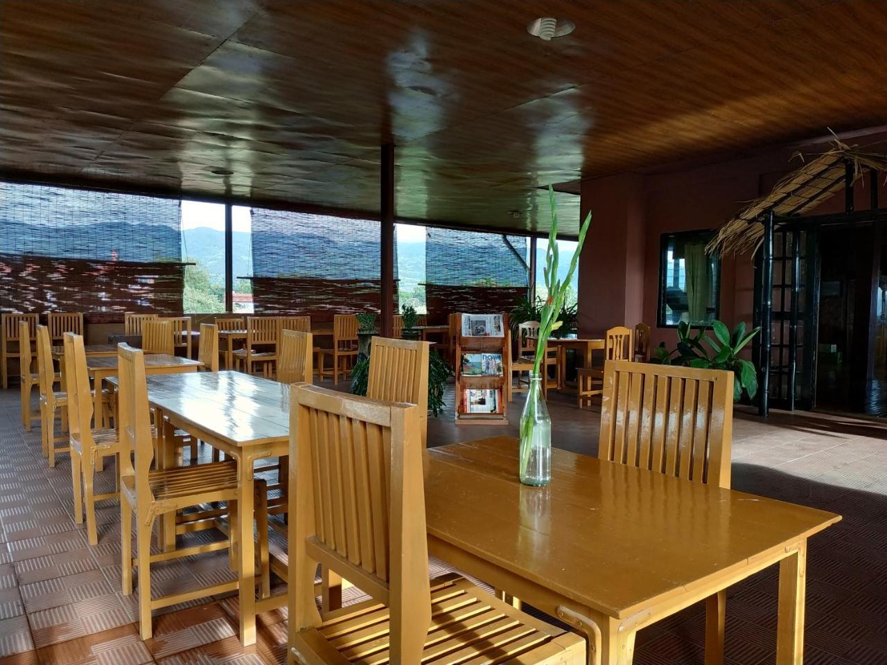 Remember Inn Nyaungshwe Exteriör bild